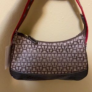 red & black tommy bag